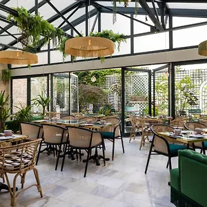 Hotel La Perle, Paris